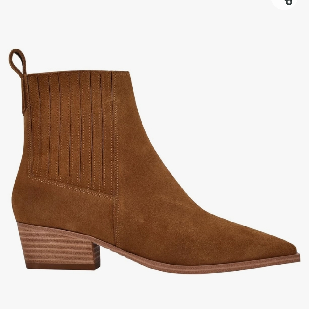 NWOT Marc Fisher Yarita booties